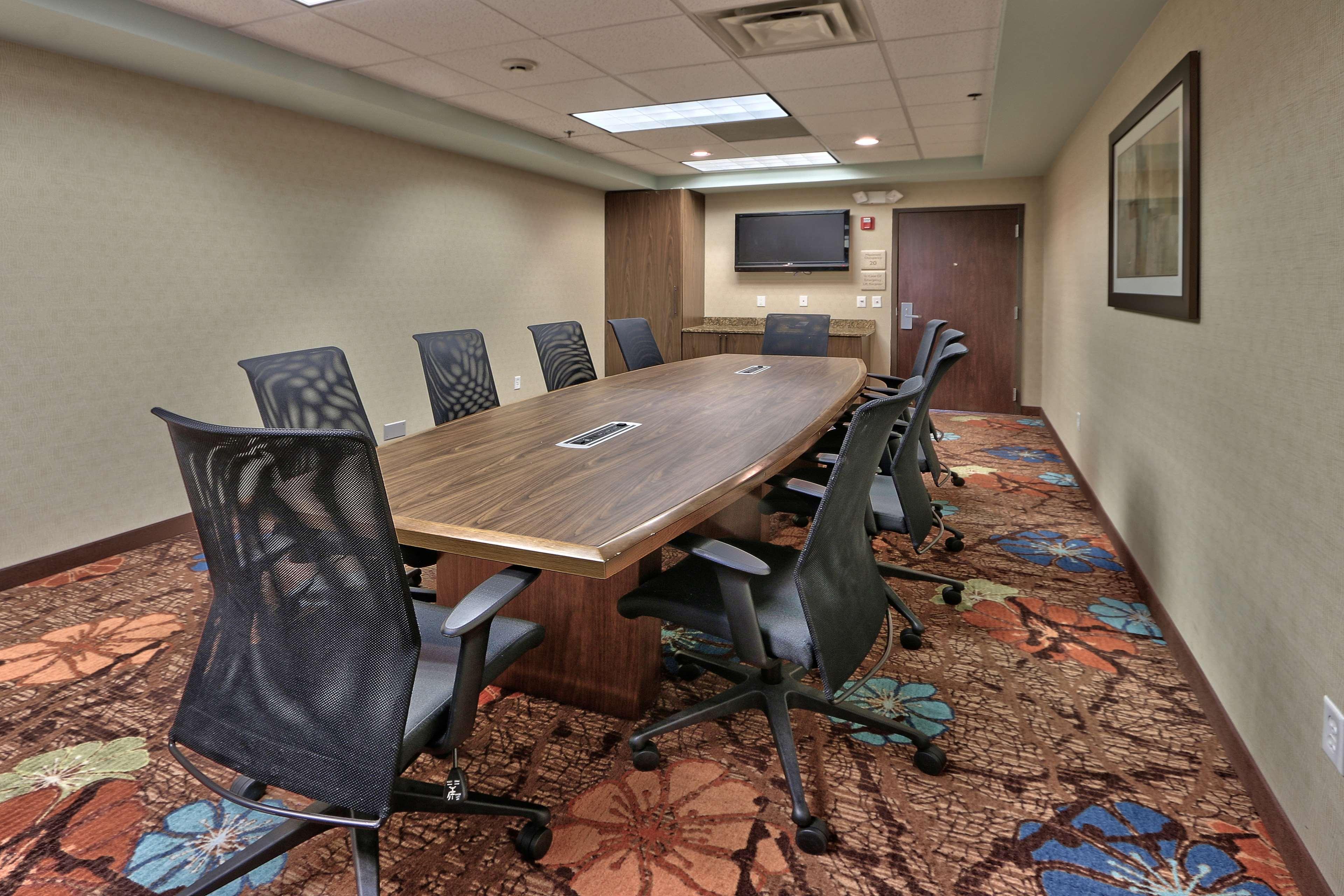 Hilton Garden Inn Albuquerque Airport מראה חיצוני תמונה