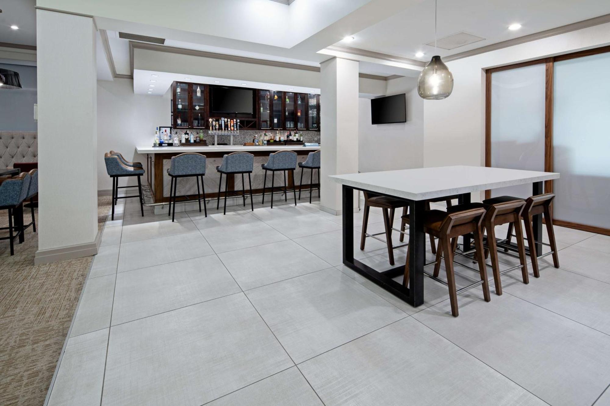 Hilton Garden Inn Albuquerque Airport מראה חיצוני תמונה