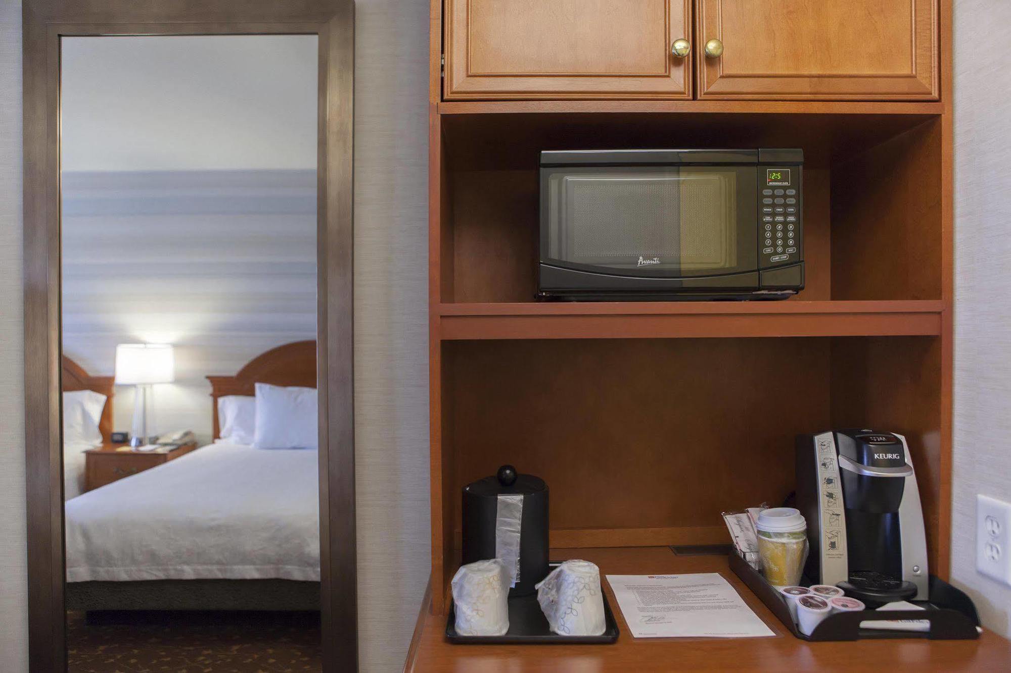 Hilton Garden Inn Albuquerque Airport מראה חיצוני תמונה